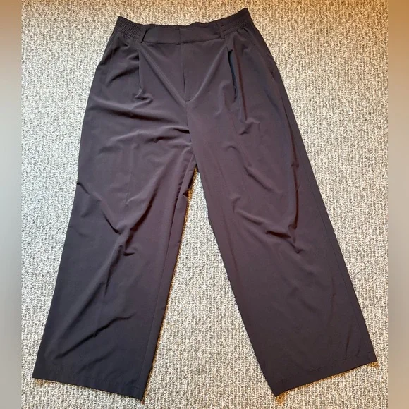 GapFit High-Rise Brown Runaround Trousers — L - Picture 2 of 6